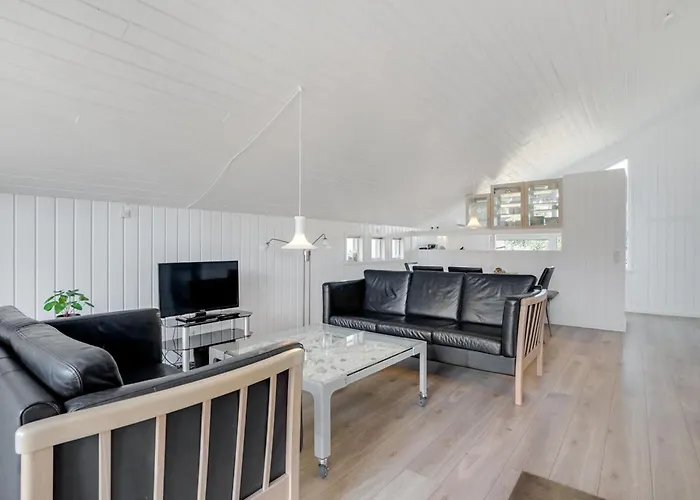 Nyaraló Thera - 2-8km From The Sea By Interhome *